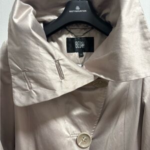 BEDO-Women's Tailored Belted Trench Coat - « champagne » colour